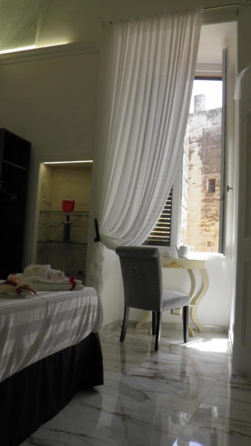 Bed and Breakfast La Dimora Di Re Idomeneo Лечче Экстерьер фото